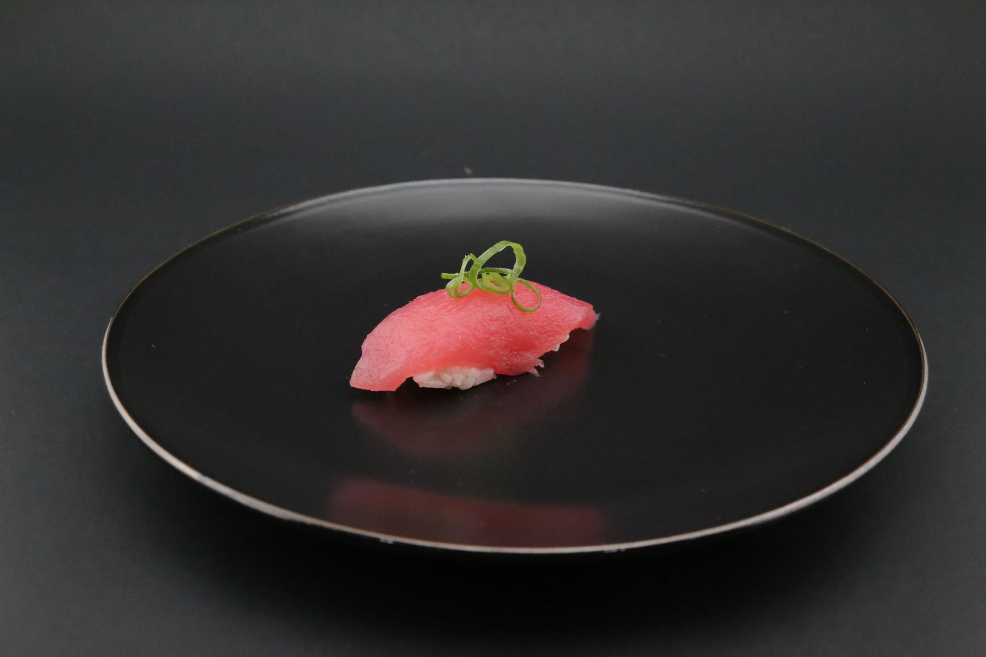 Tuna Nigiri (2pcs)