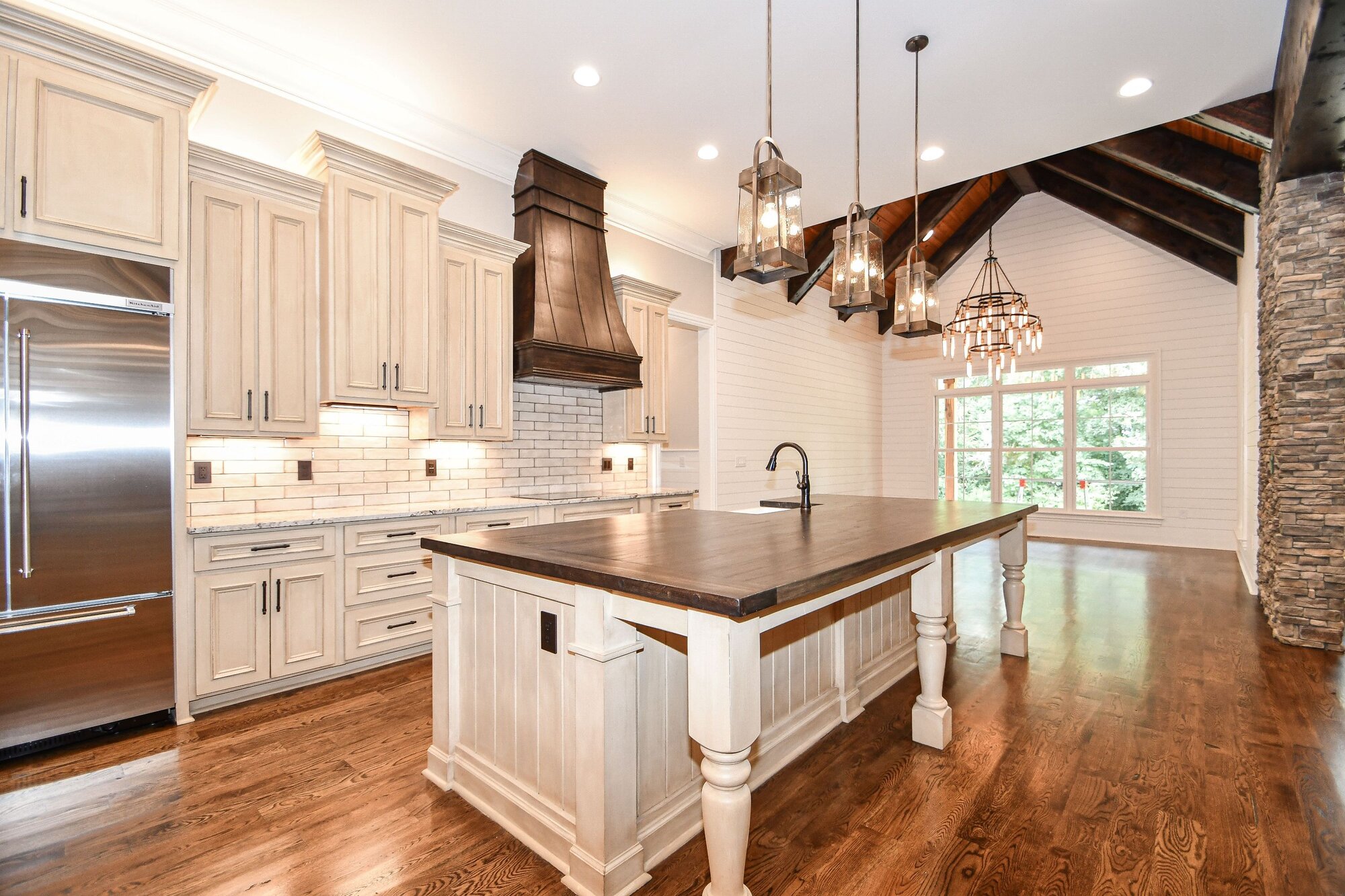 Emerald Pointe Construction, INC Image