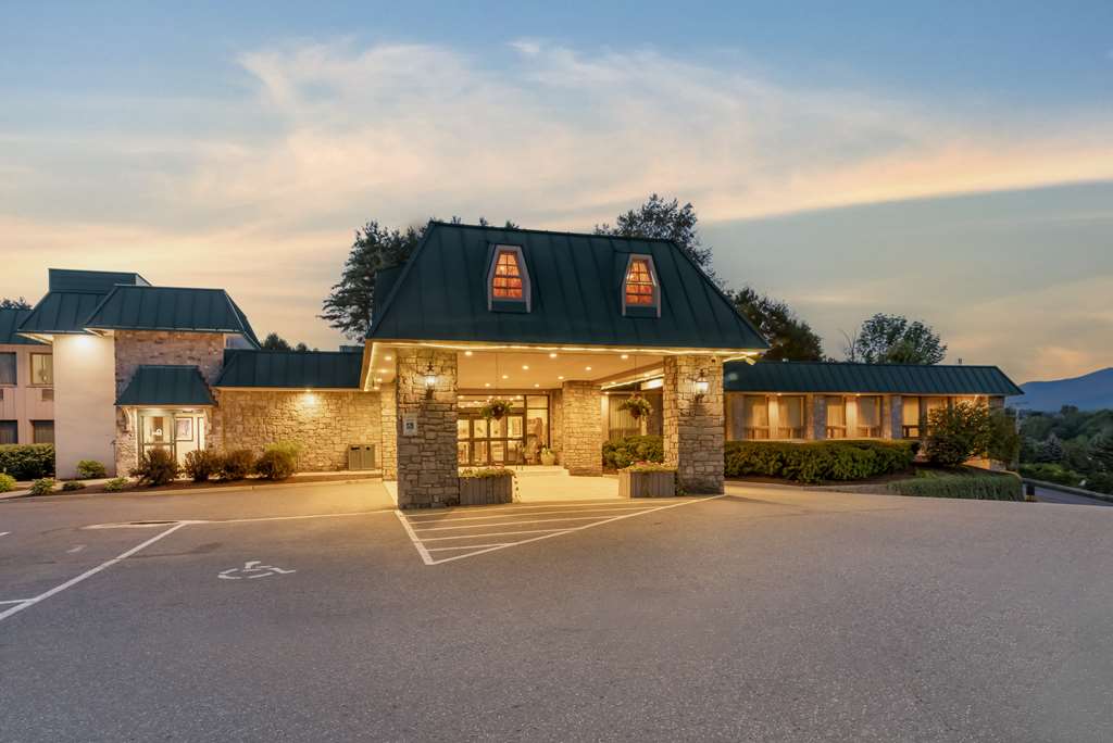 Best Western Plus Waterbury - Stowe Image