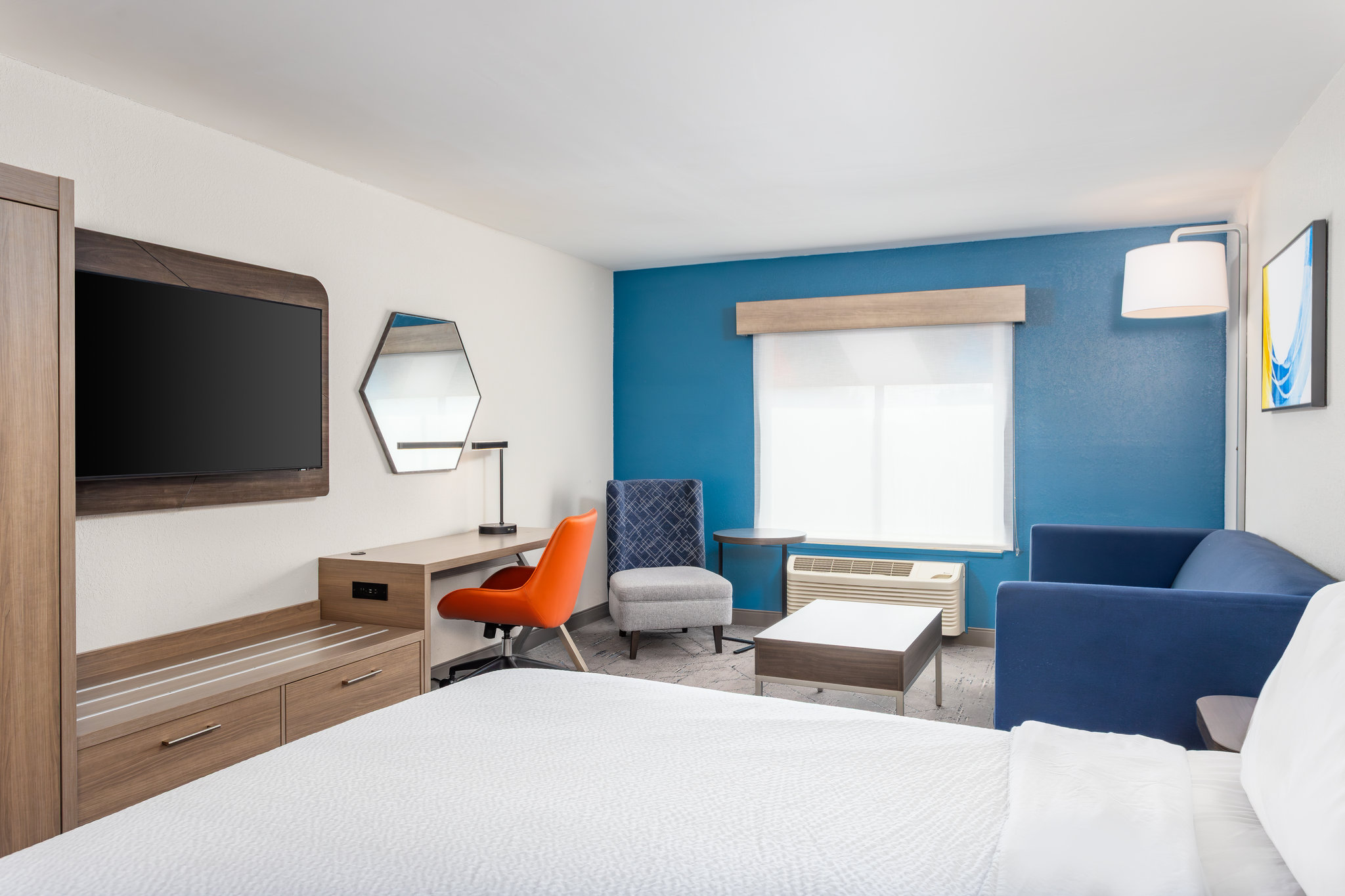 Holiday Inn Express & Suites Lancaster by IHG Image