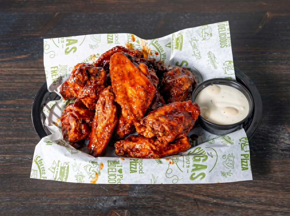 20 Traditional Wings - 22.99$ with Fries