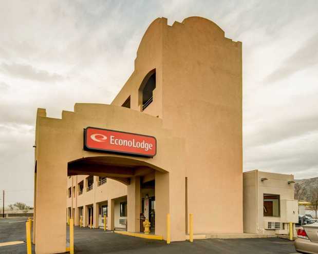 Images Econo Lodge East