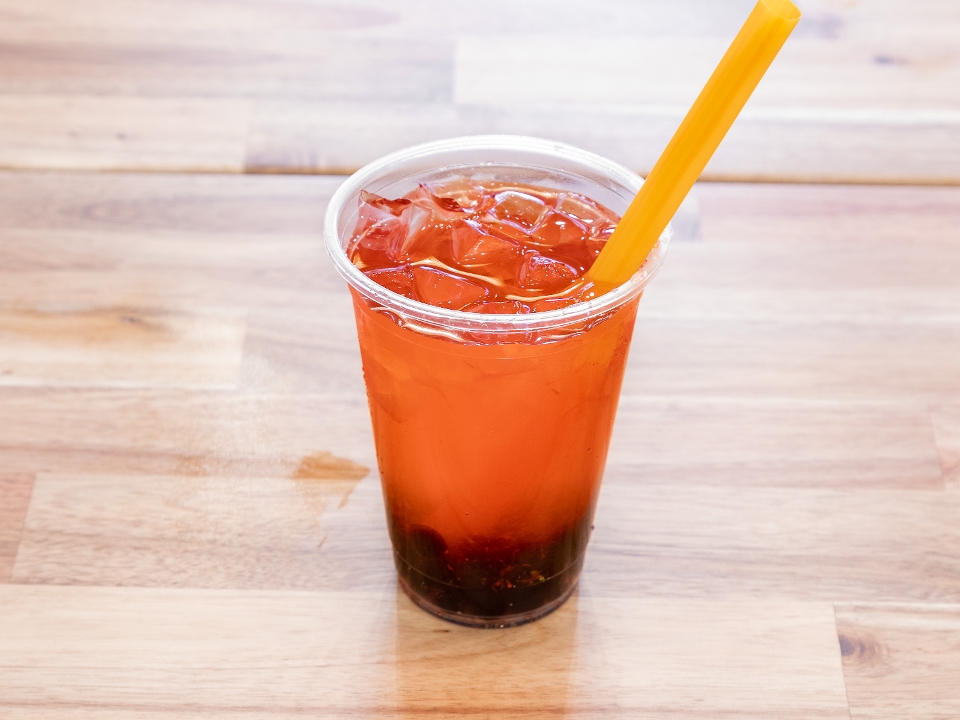 E-16 Strawberry Green Tea (草莓冰茶)