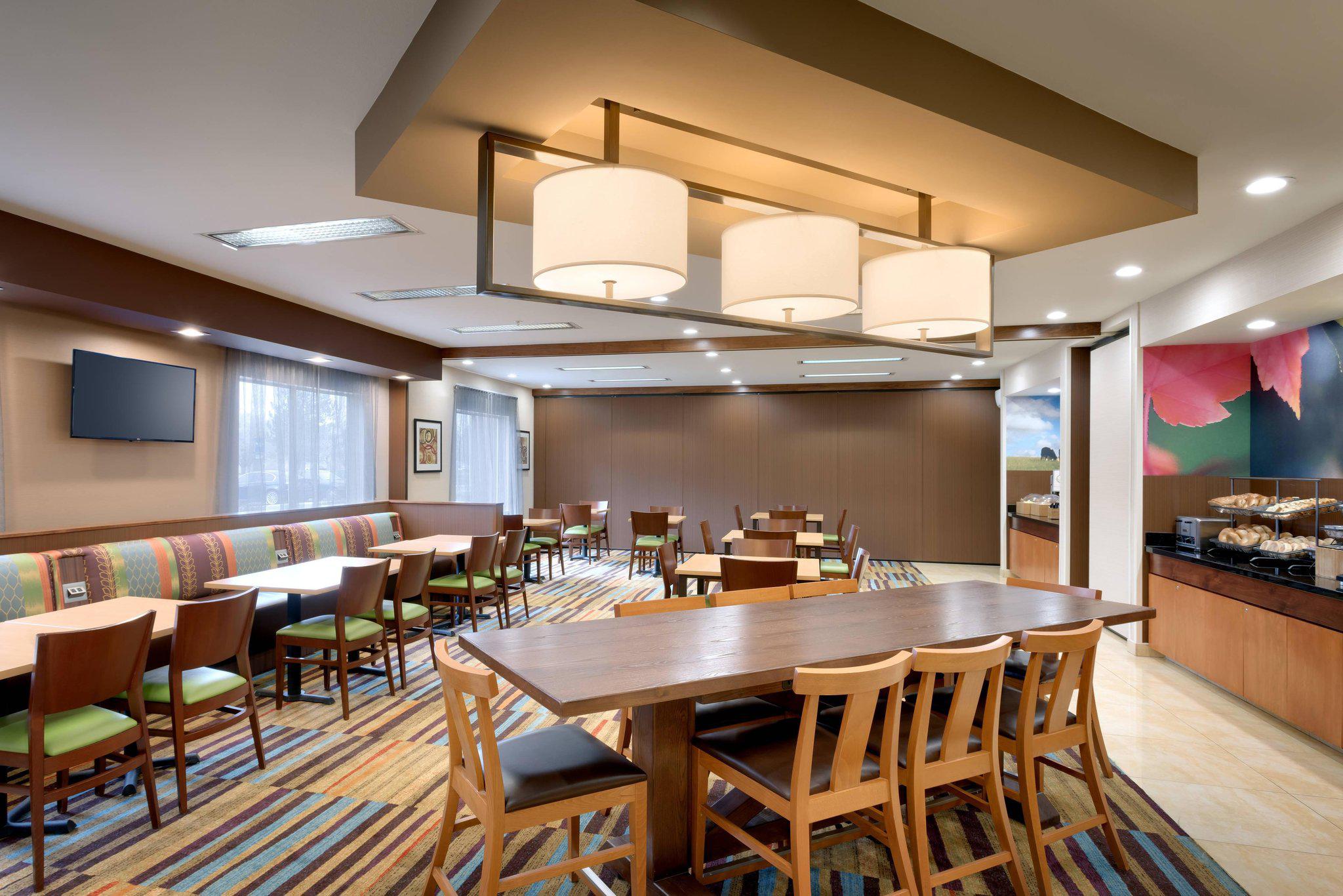 Fairfield Inn & Suites by Marriott Salt Lake City Airport Photo