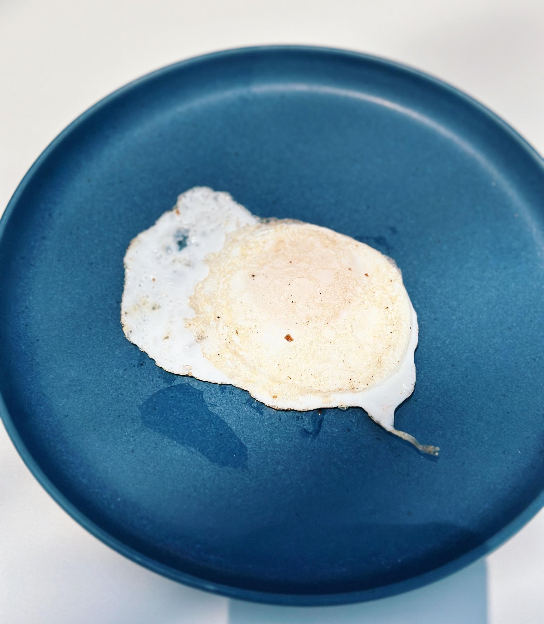 Side 1 Egg