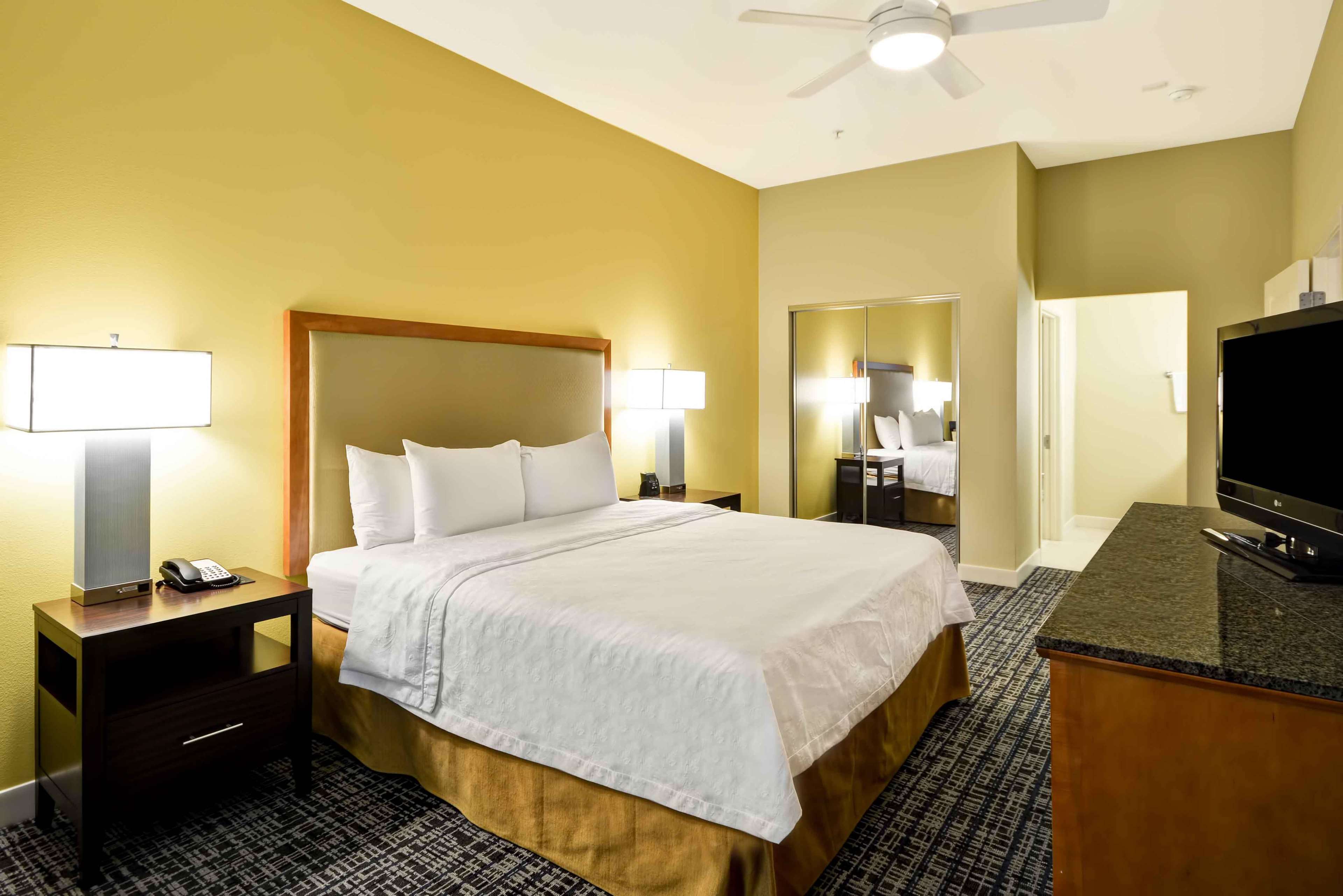 Homewood Suites by Hilton Dallas-Frisco Photo