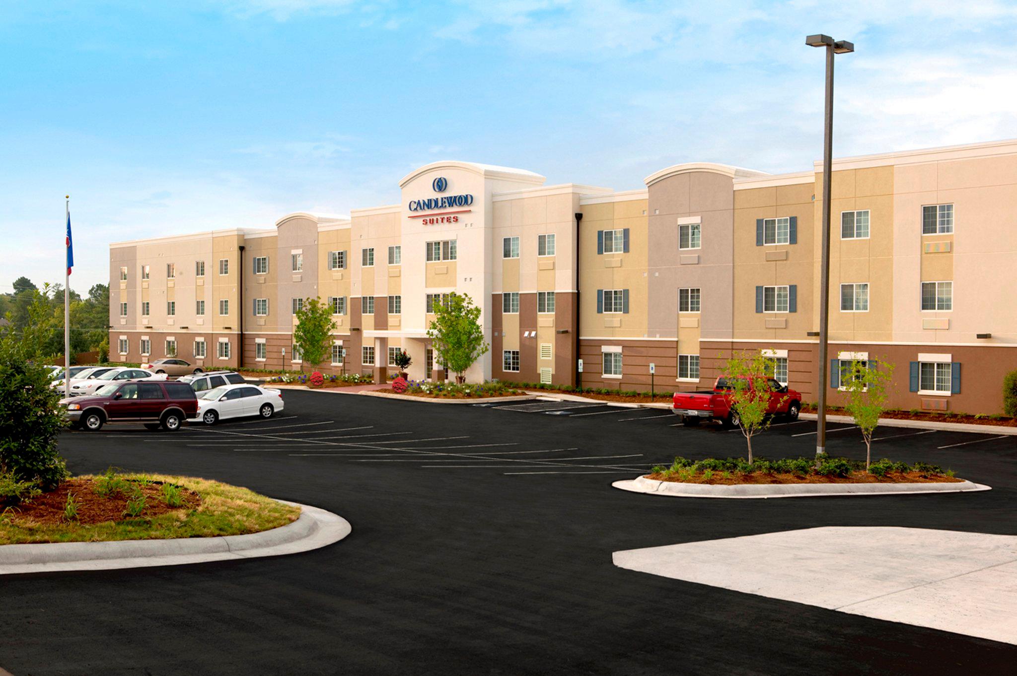 Candlewood Suites Lenexa - Overland Park Area Photo