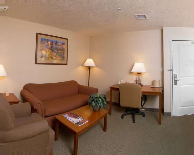 Images Homewood Suites by Hilton Albuquerque-Journal Center