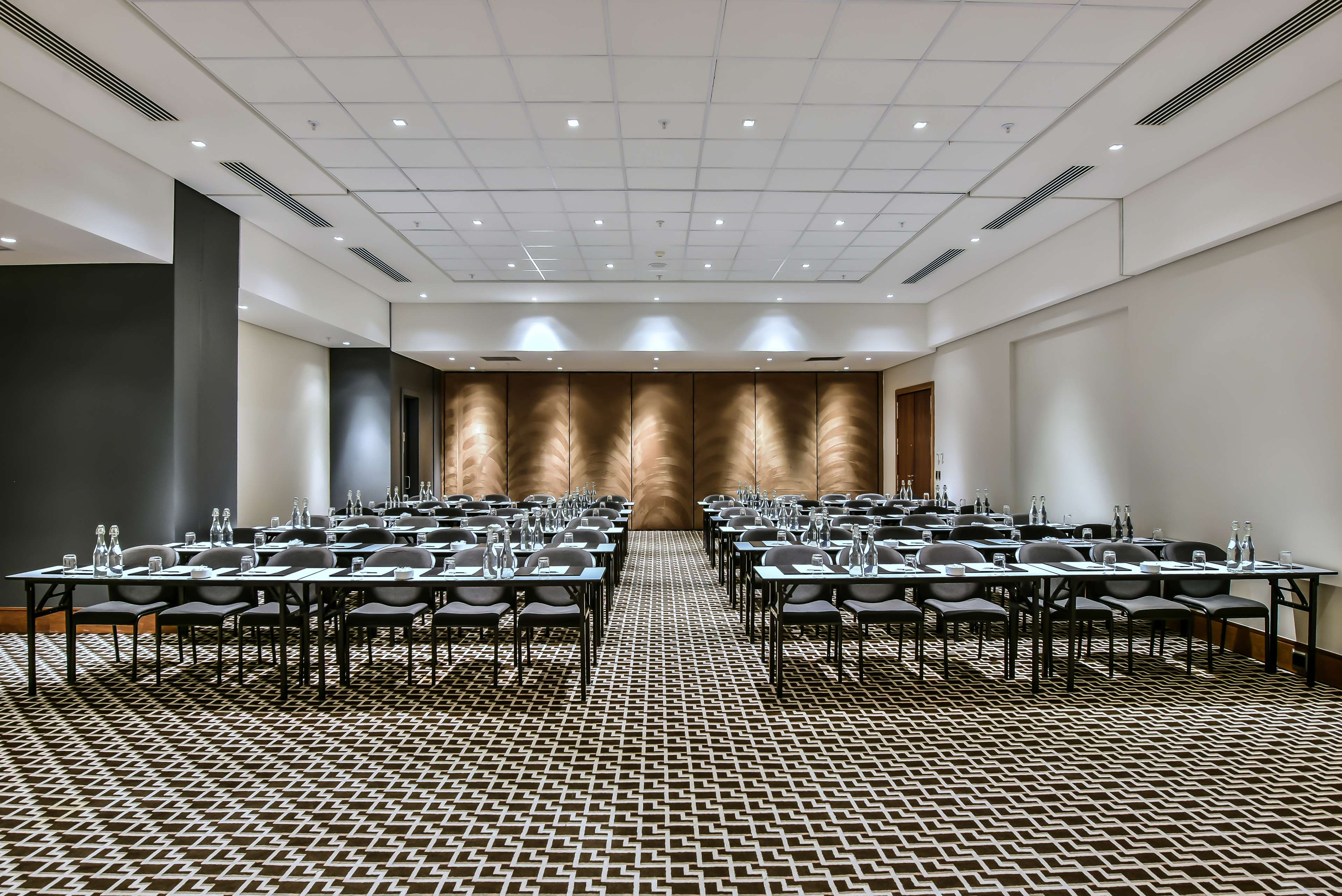 RADISSON BLU GAUTRAIN HOTEL, SANDTON JOHANNESBURG