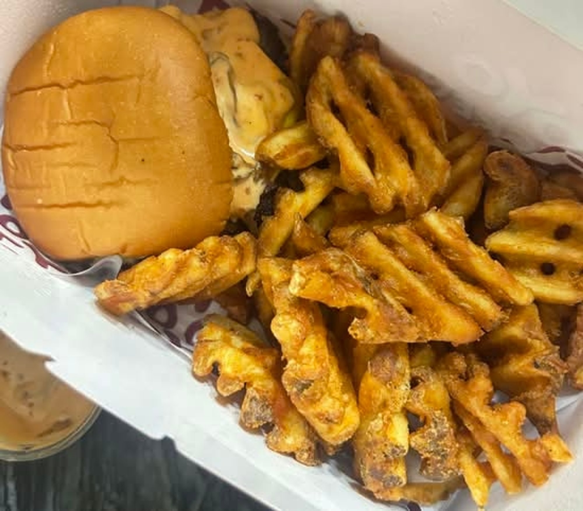 YoYo Smash Burger Combo
