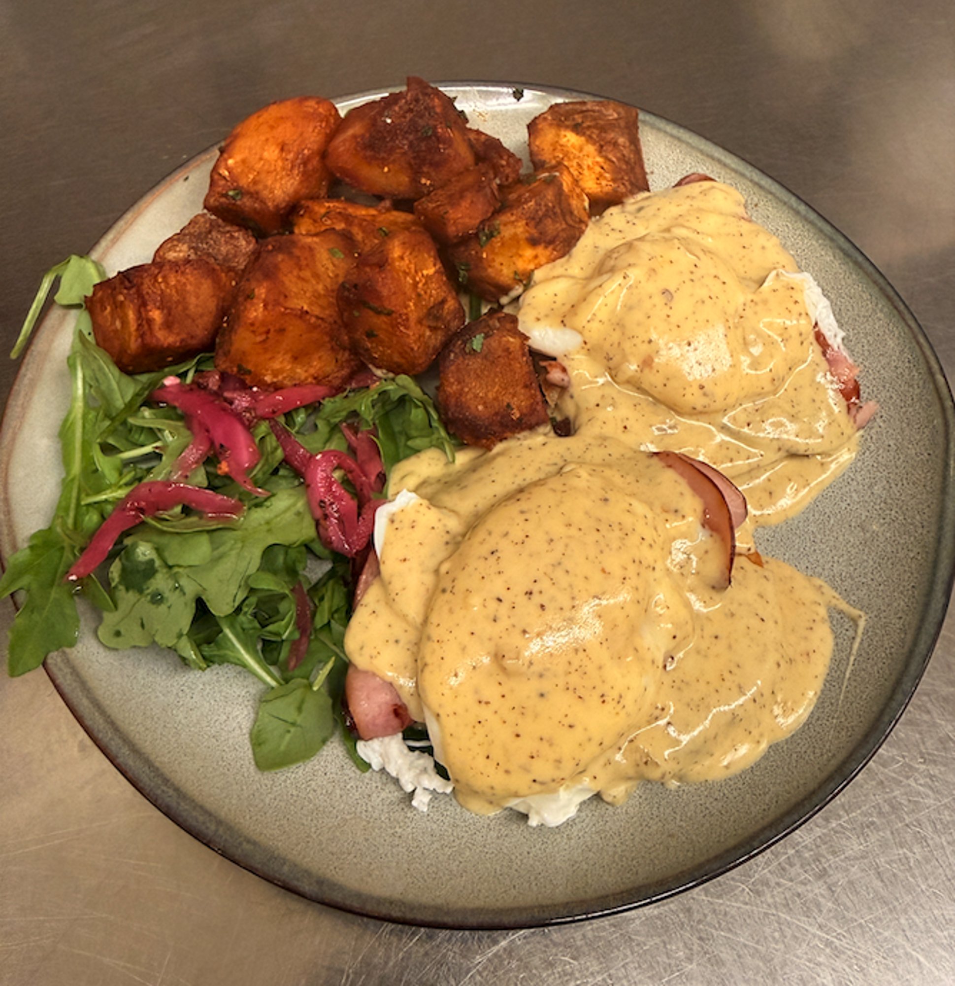 SHU Eggs Benedict