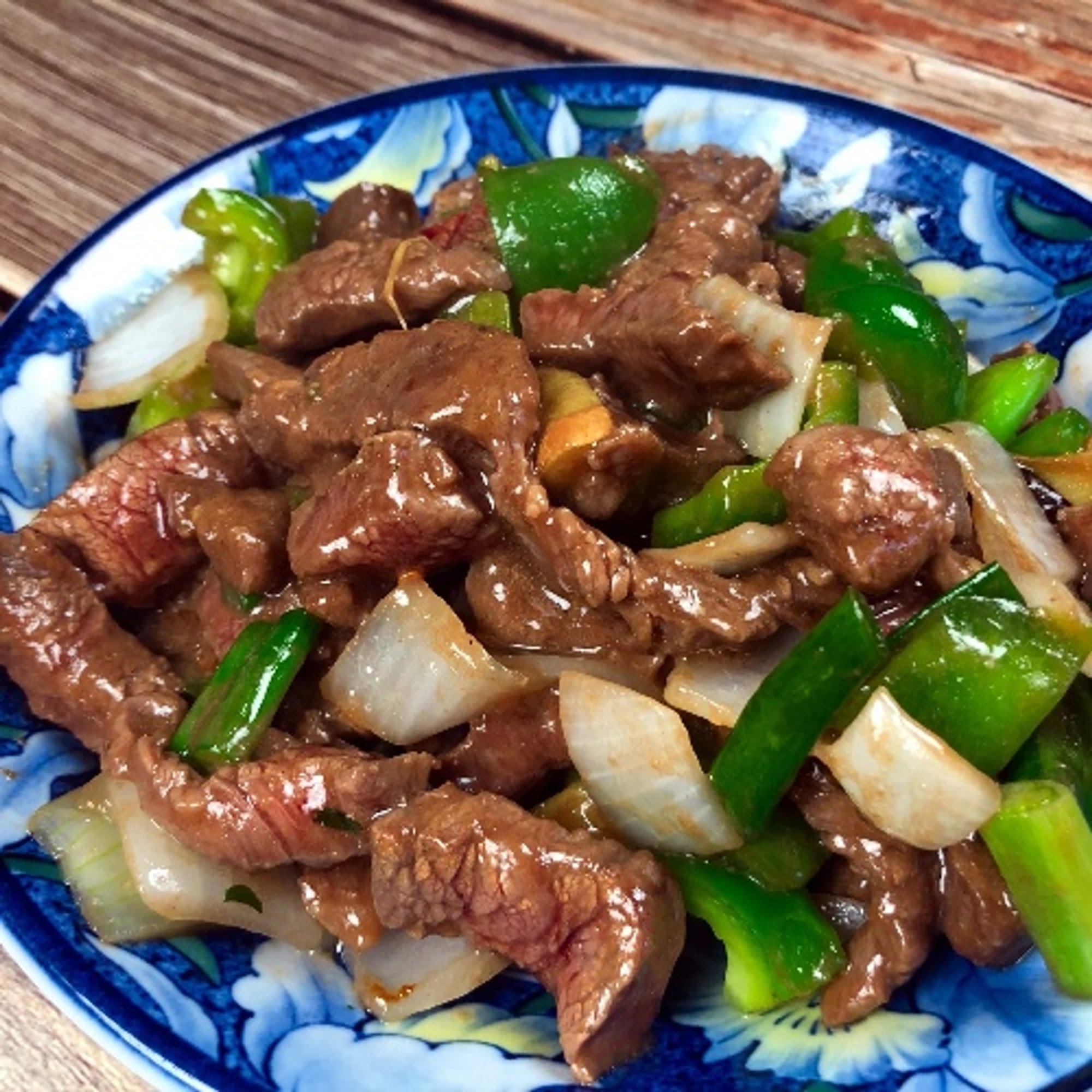 122. Beef with Green Pepper