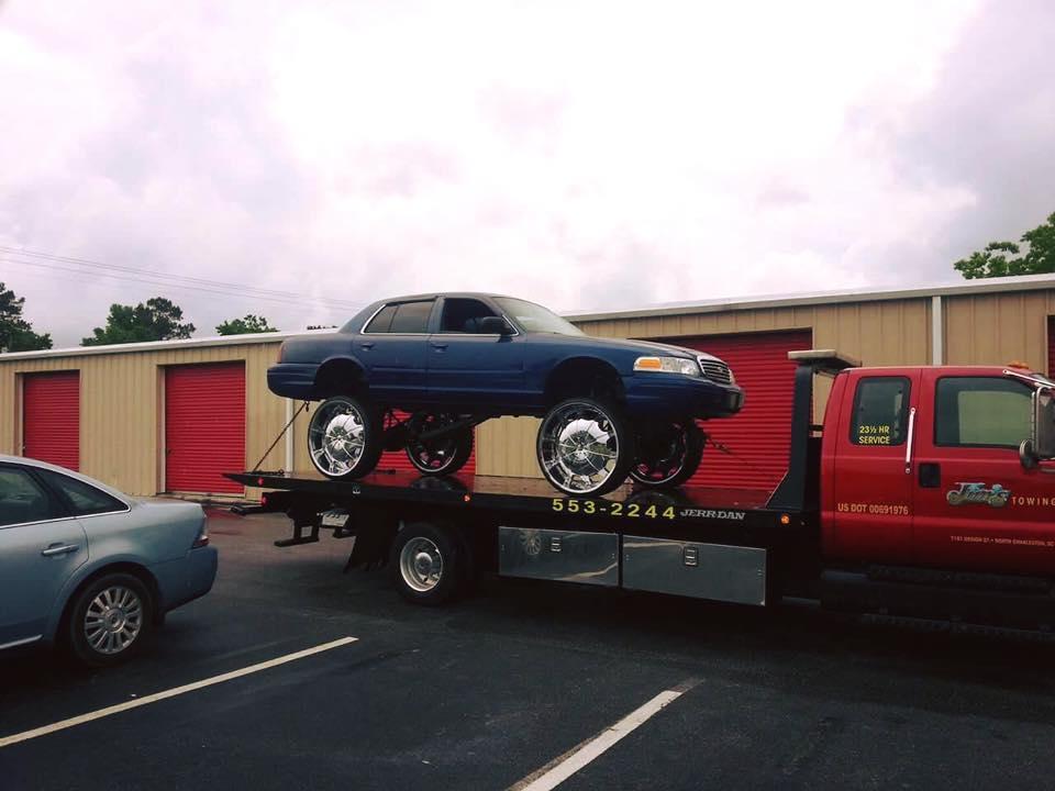 Jim's Towing Photo