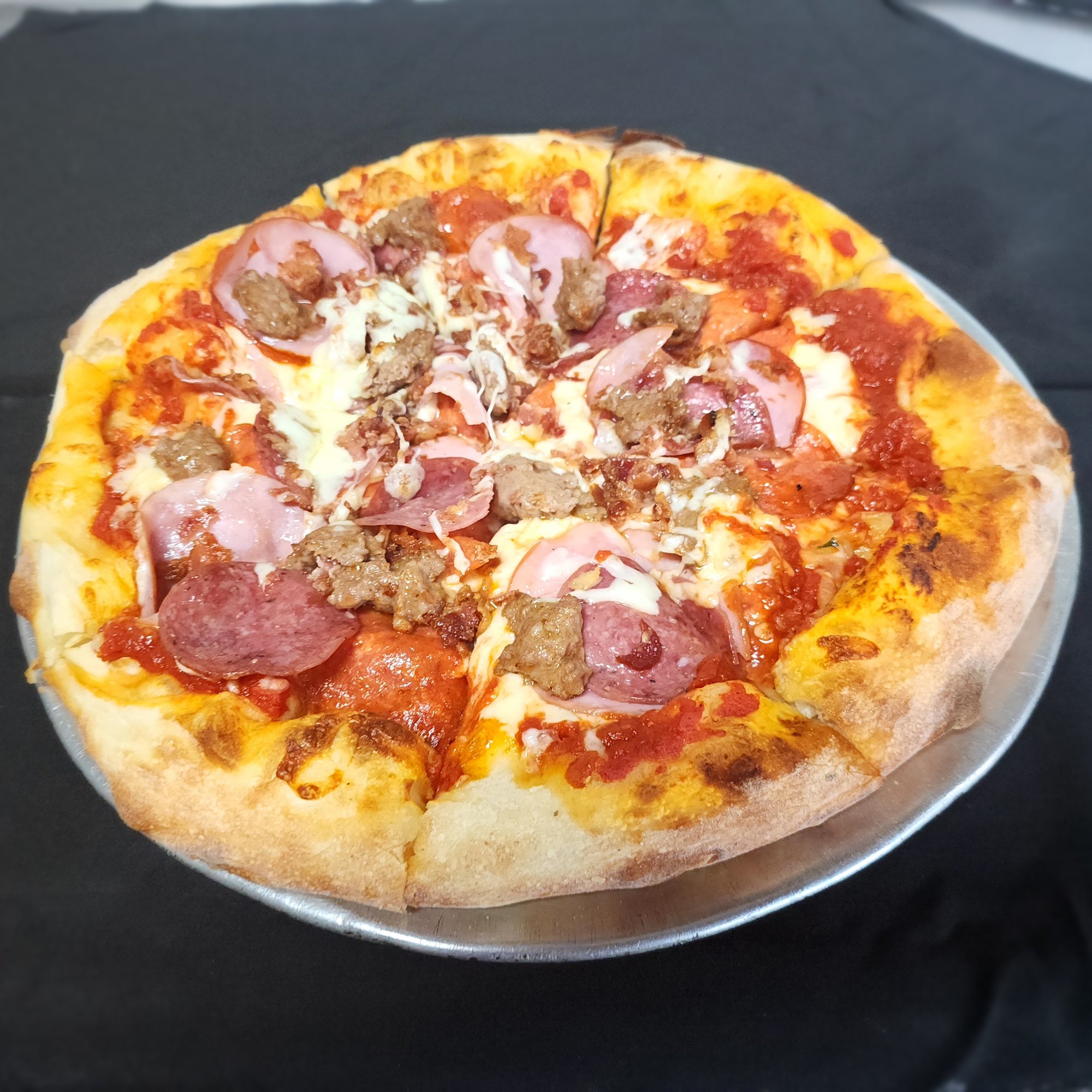 Le Carne Pizza (10 Inch)