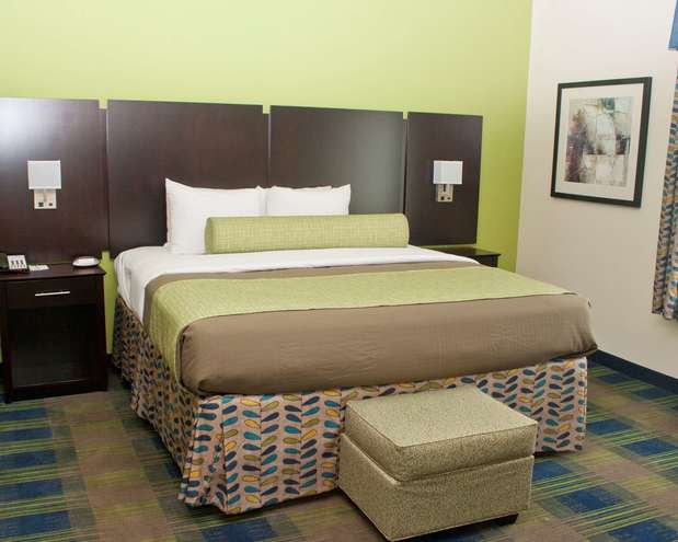 Images Best Western Plus Pratt