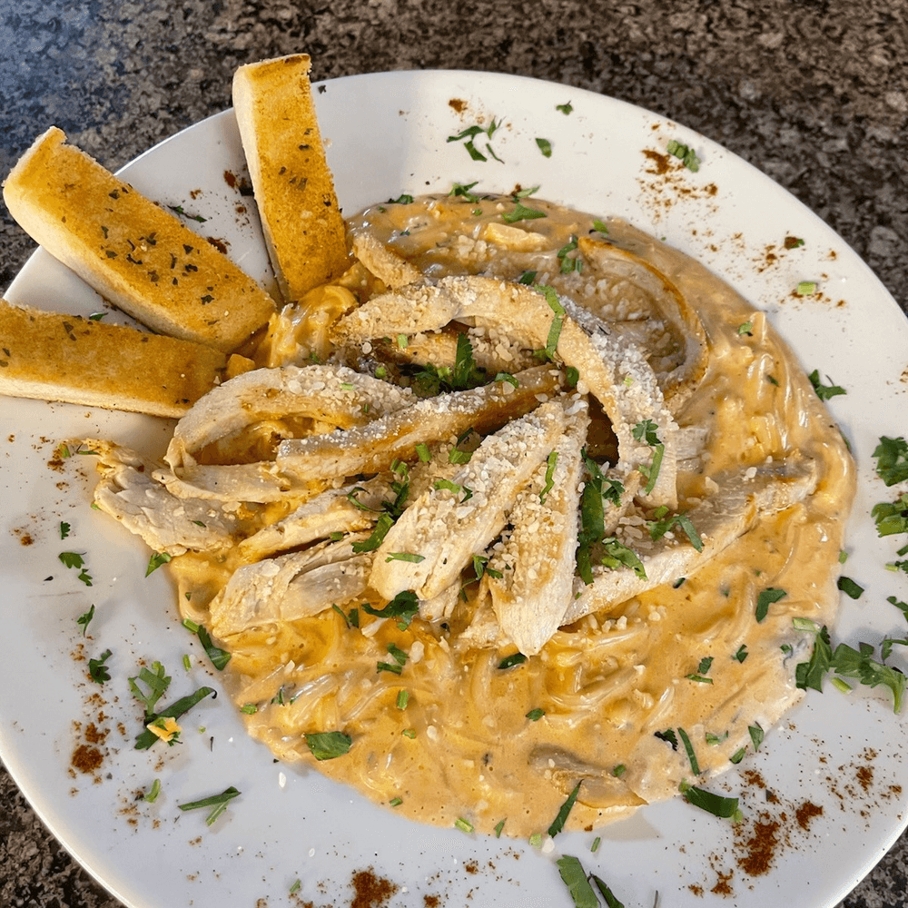 Mexican Style Chicken Chipotle Pasta