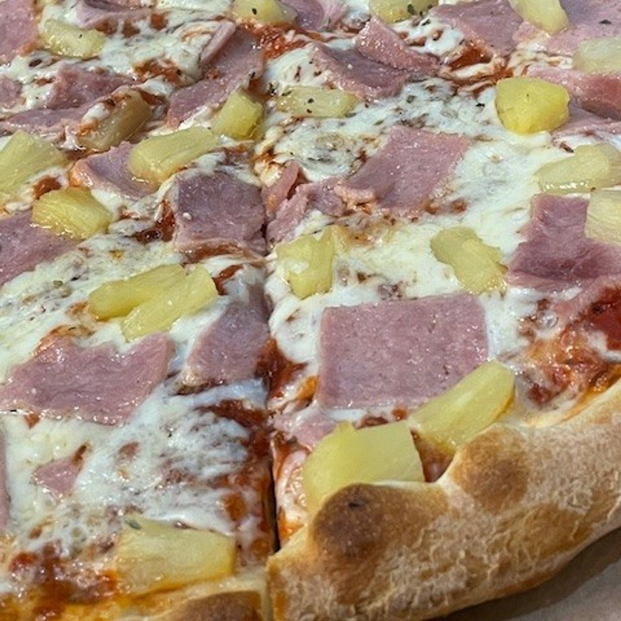 14" Hawaiian Pizza