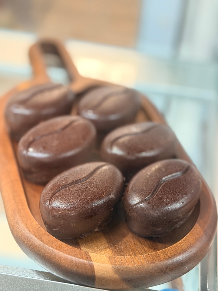 Coffee Bean Mousse Cake