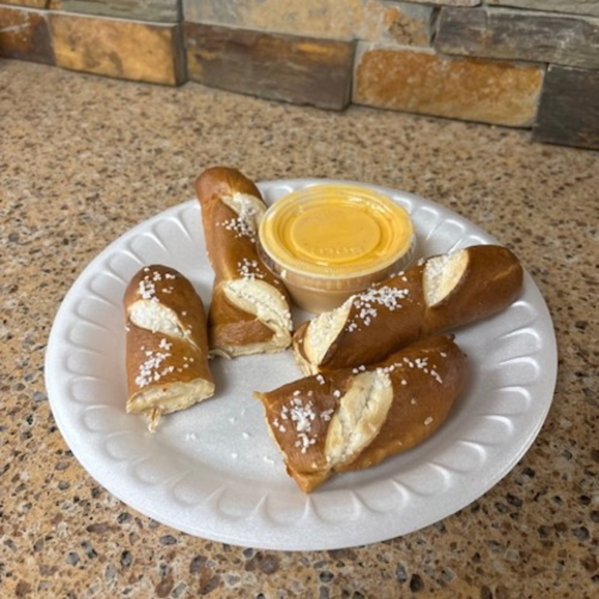 Pretzel Sticks & Beer Cheese Dip Sauce