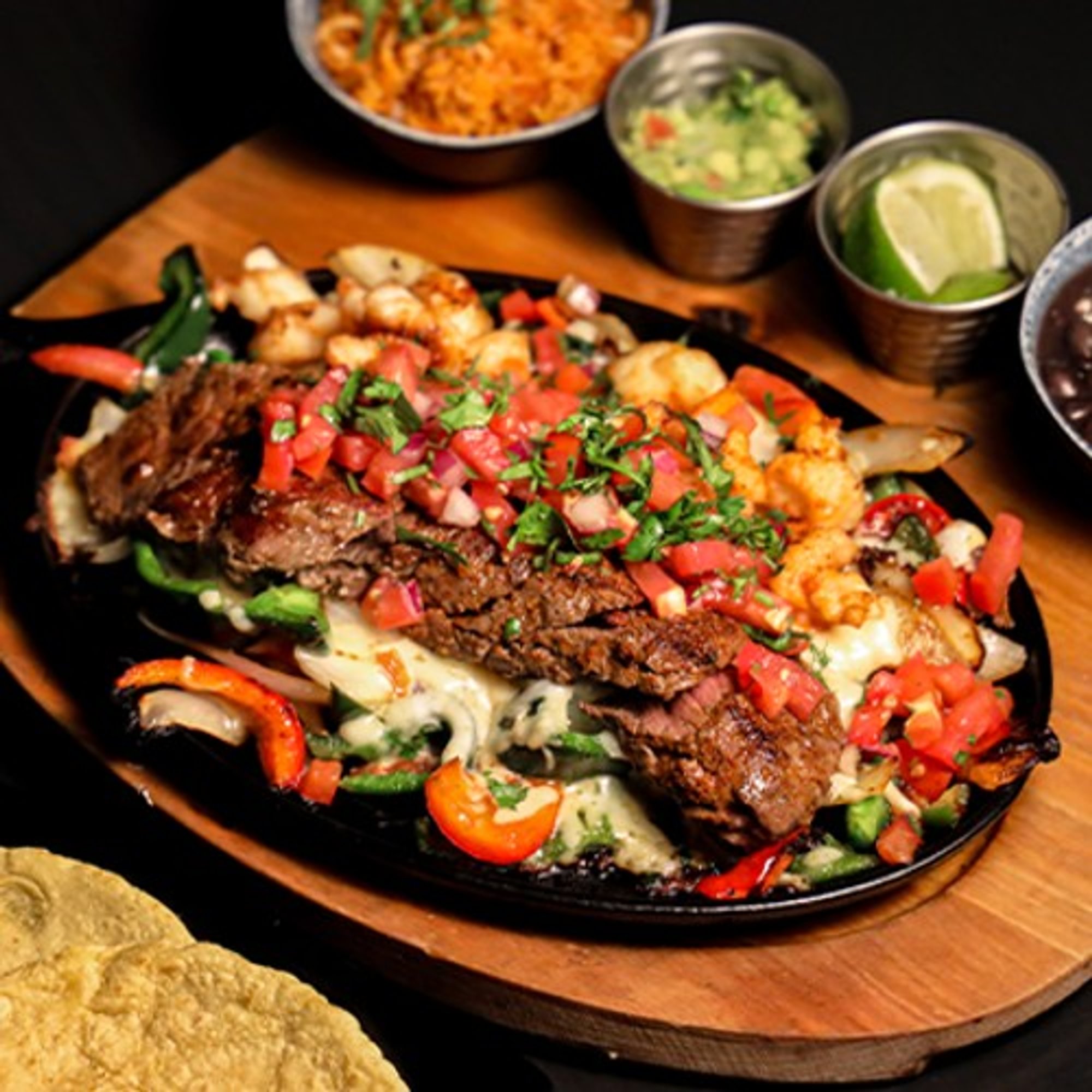Mar Y Tierra FAJITAS