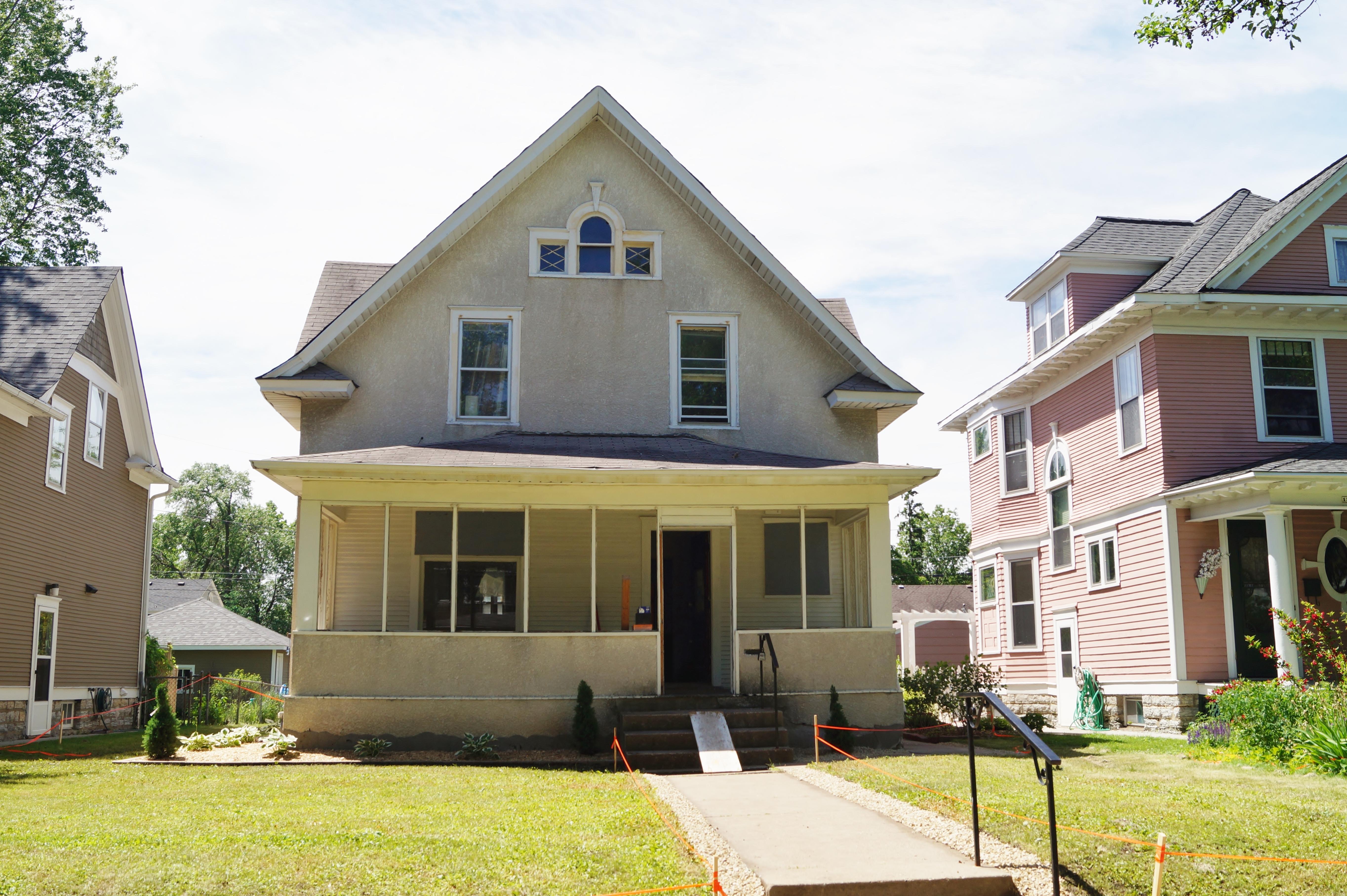 This was a foreclosure that stuck out as the ugly house on the block