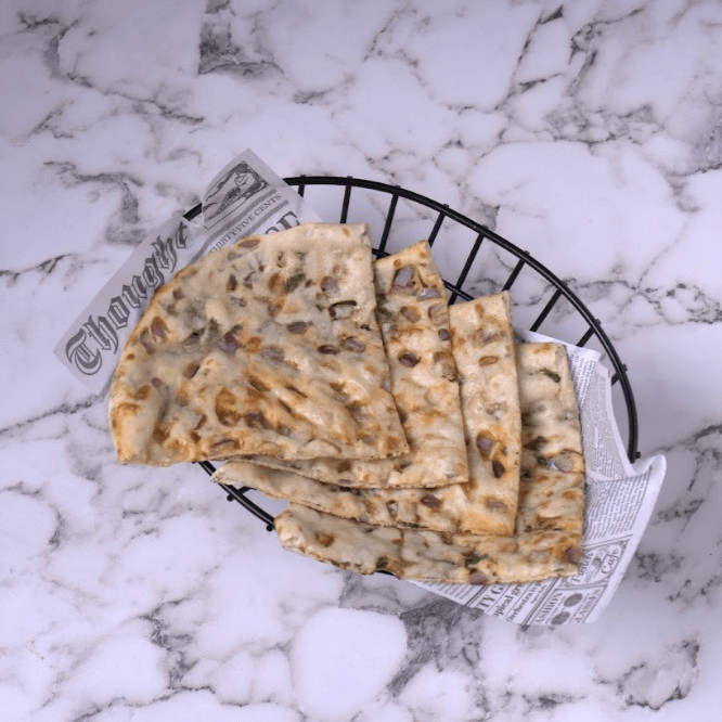 Onion Chilli Naan (NF)