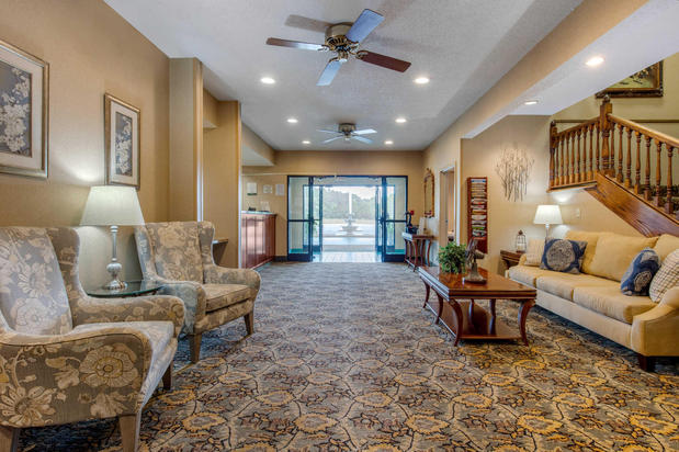 Images Quality Inn & Suites Benton - Draffenville