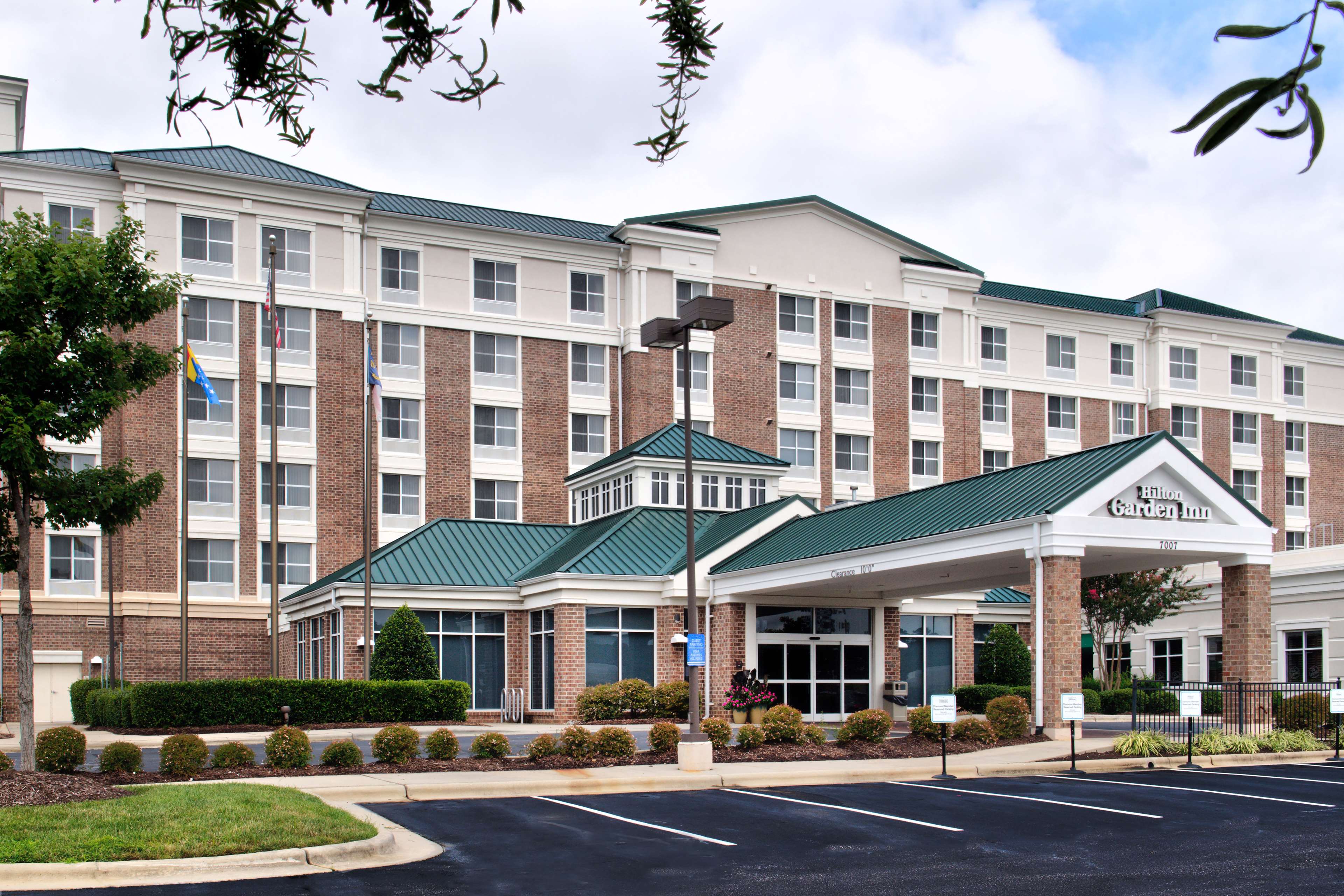 Cary hampton suites raleigh
