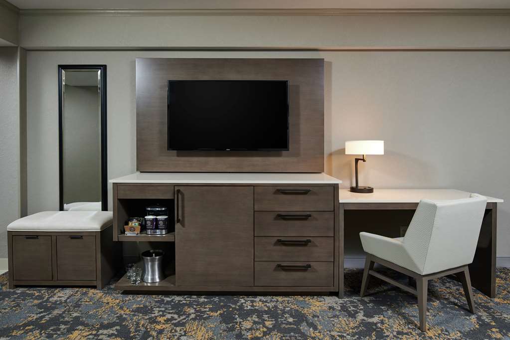 Hilton Anchorage Image