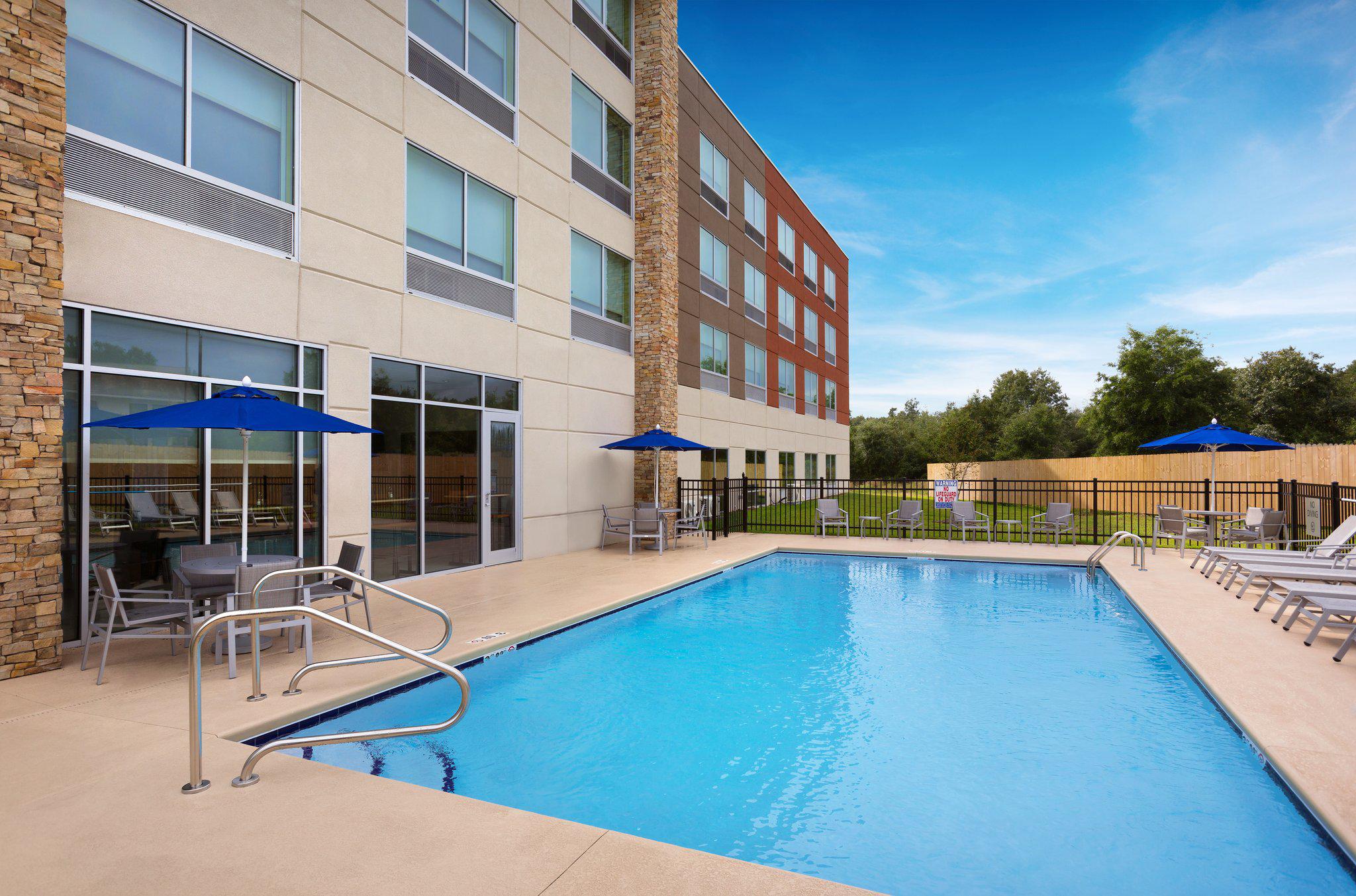 Holiday Inn Express Lake Park by IHG Image