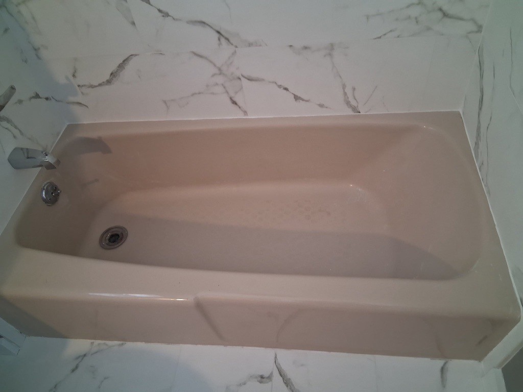 Herreras Bathtub Reglazing