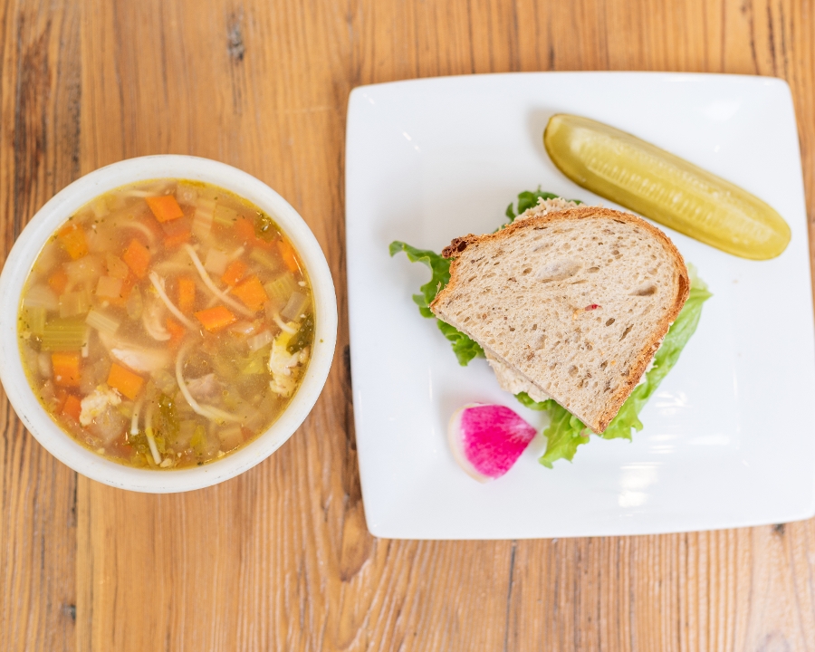 1/2 Sandwich & Soup