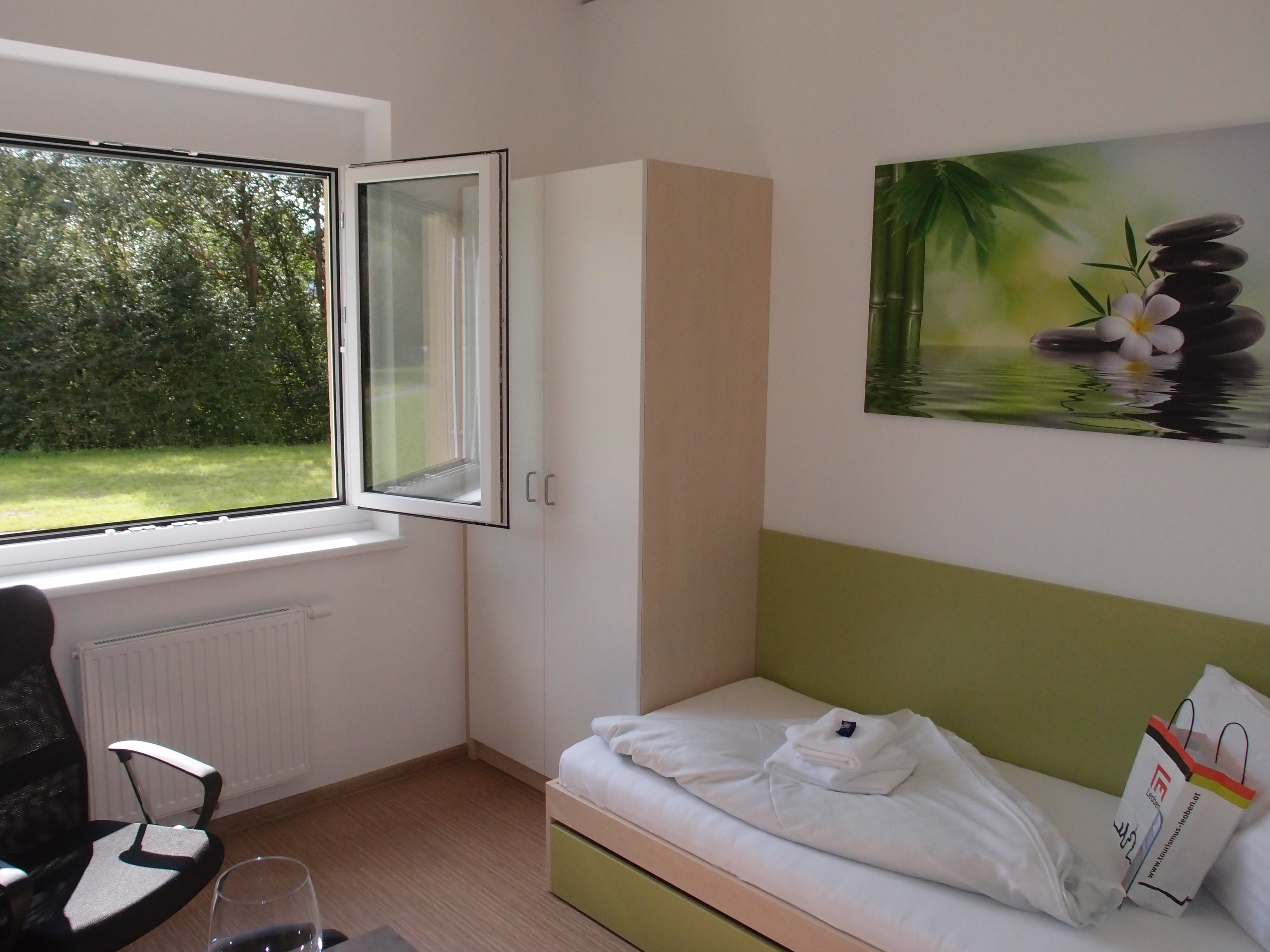 Bilder Living Campus - HOTEL - BÜRO CENTER - STUDENTENHAUS