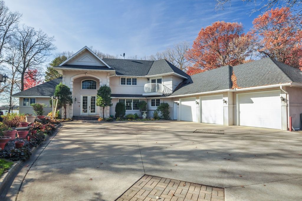 Stunning 2 story home on the Mississippi River. 