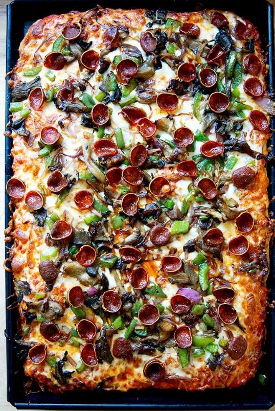 SPECIALTY SICILIAN SLICE