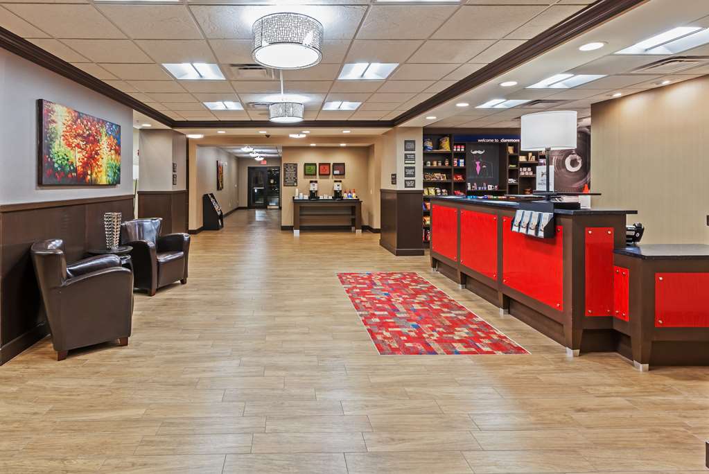 Hampton Inn & Suites Claremore Image