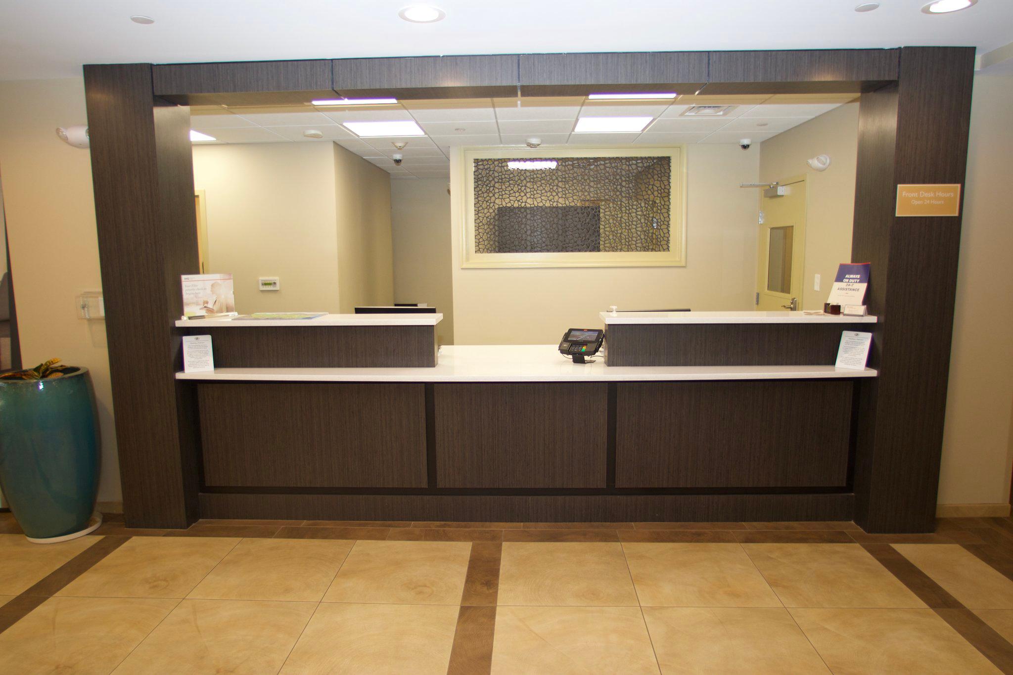 Candlewood Suites Dumfries - Quantico Photo