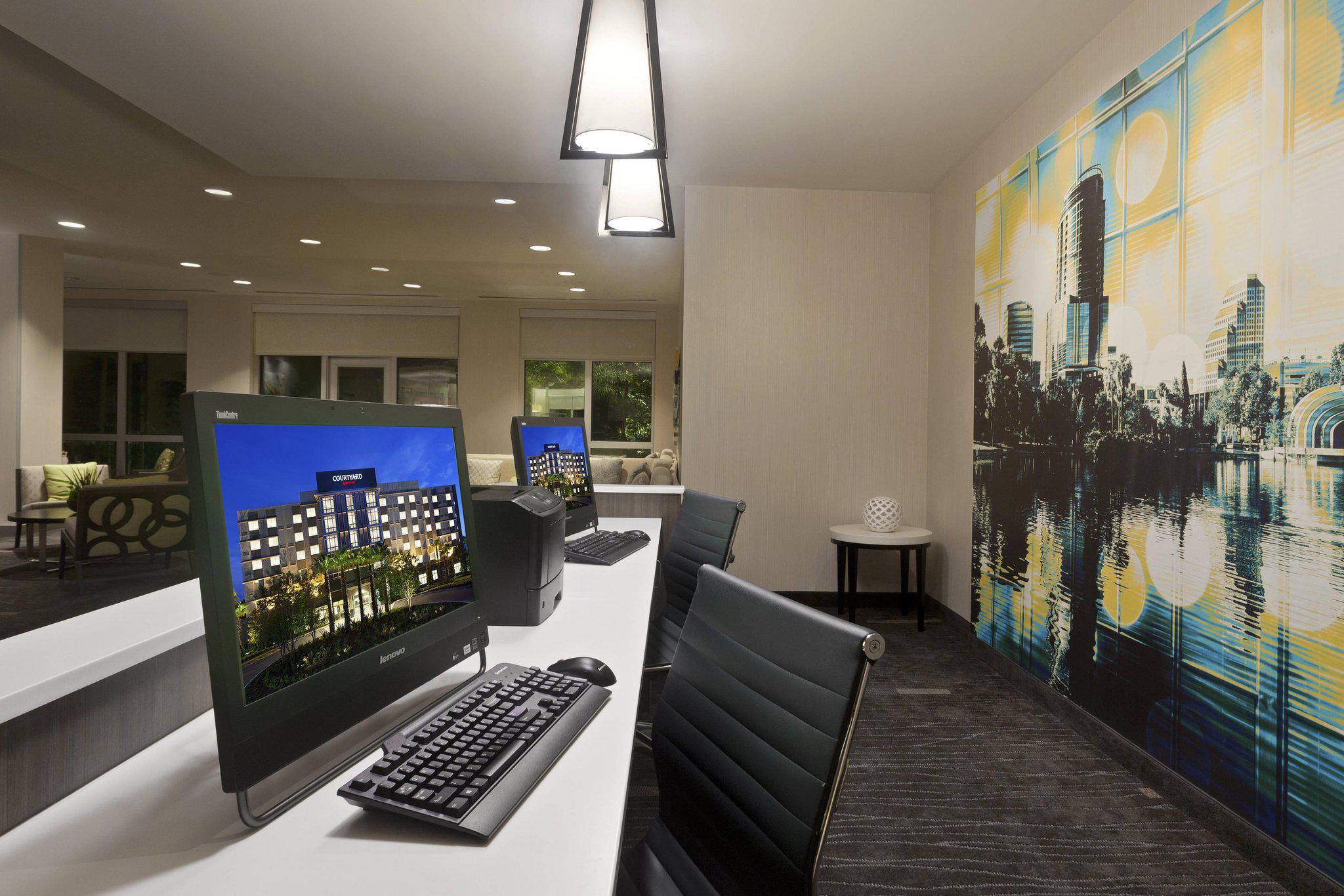 Courtyard by Marriott Orlando South/Grande Lakes Area Photo