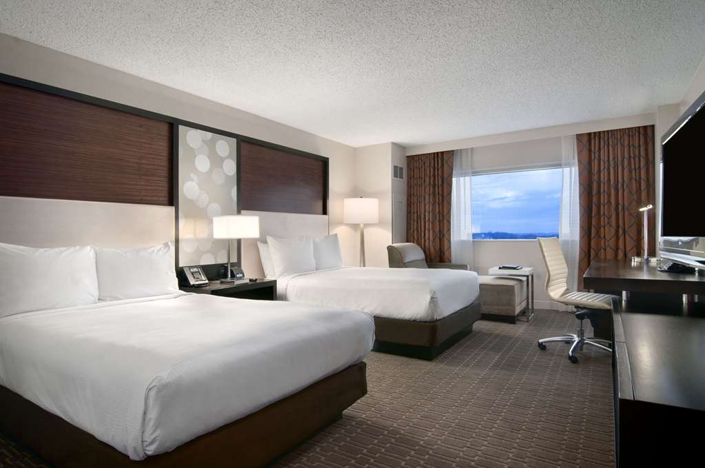 Hilton Atlanta Airport Image