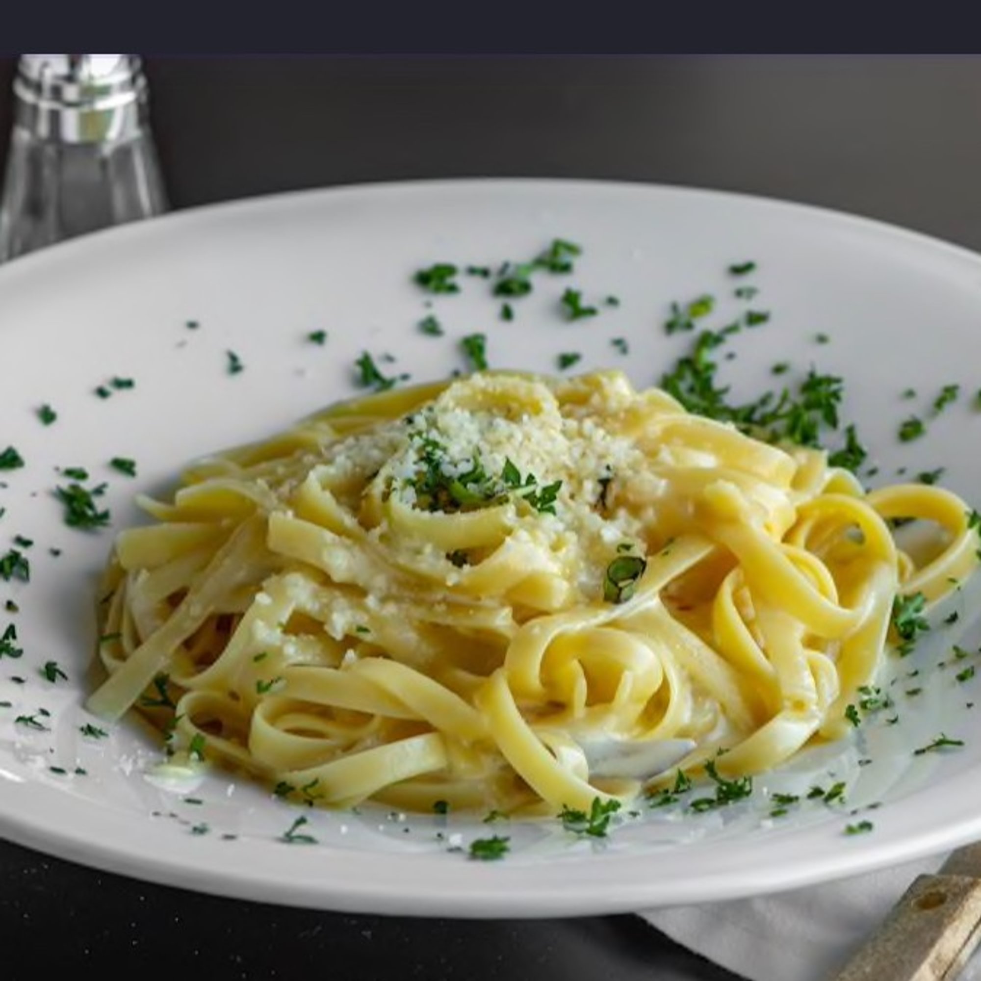 Fettuccine Alfredo