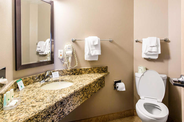 Images Quality Inn