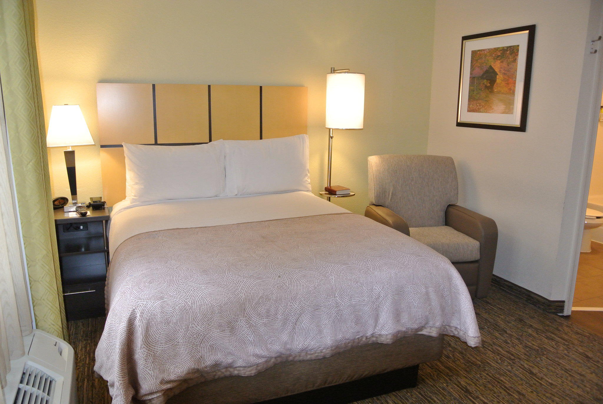 Candlewood Suites Washington-Fairfax Photo