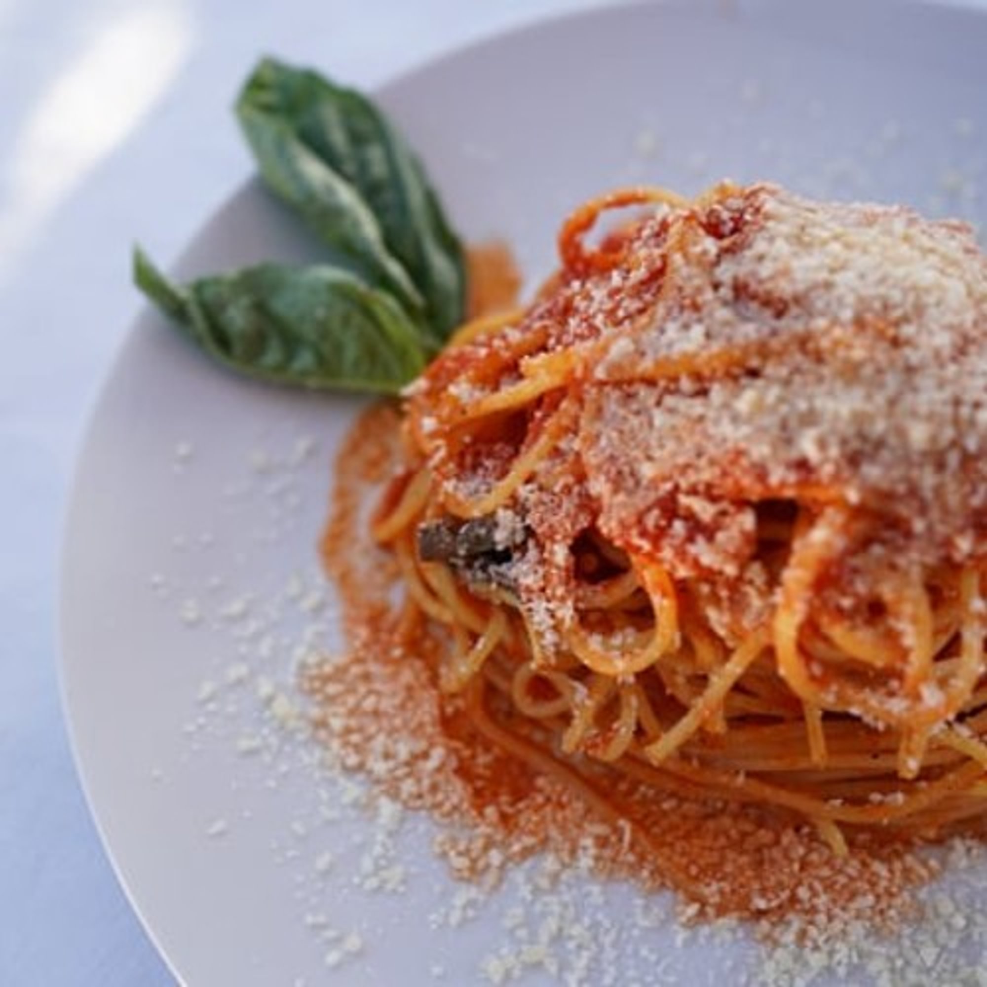 Spaghetti al Sugo di Pomodoro