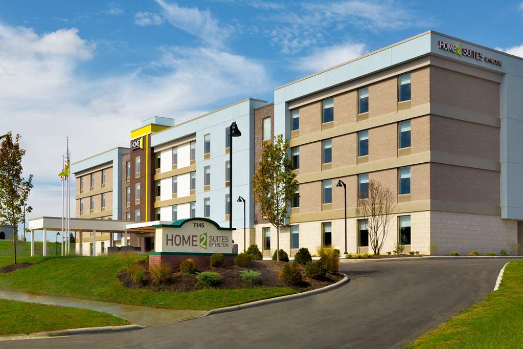 Home2 Suites by Hilton Cincinnati Liberty Township Logo