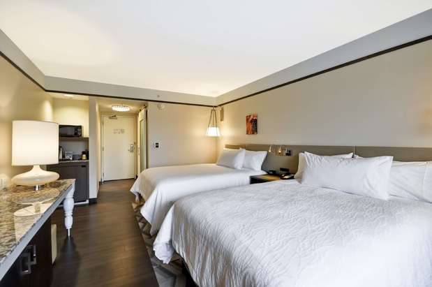 Images Hilton Garden Inn Detroit Troy