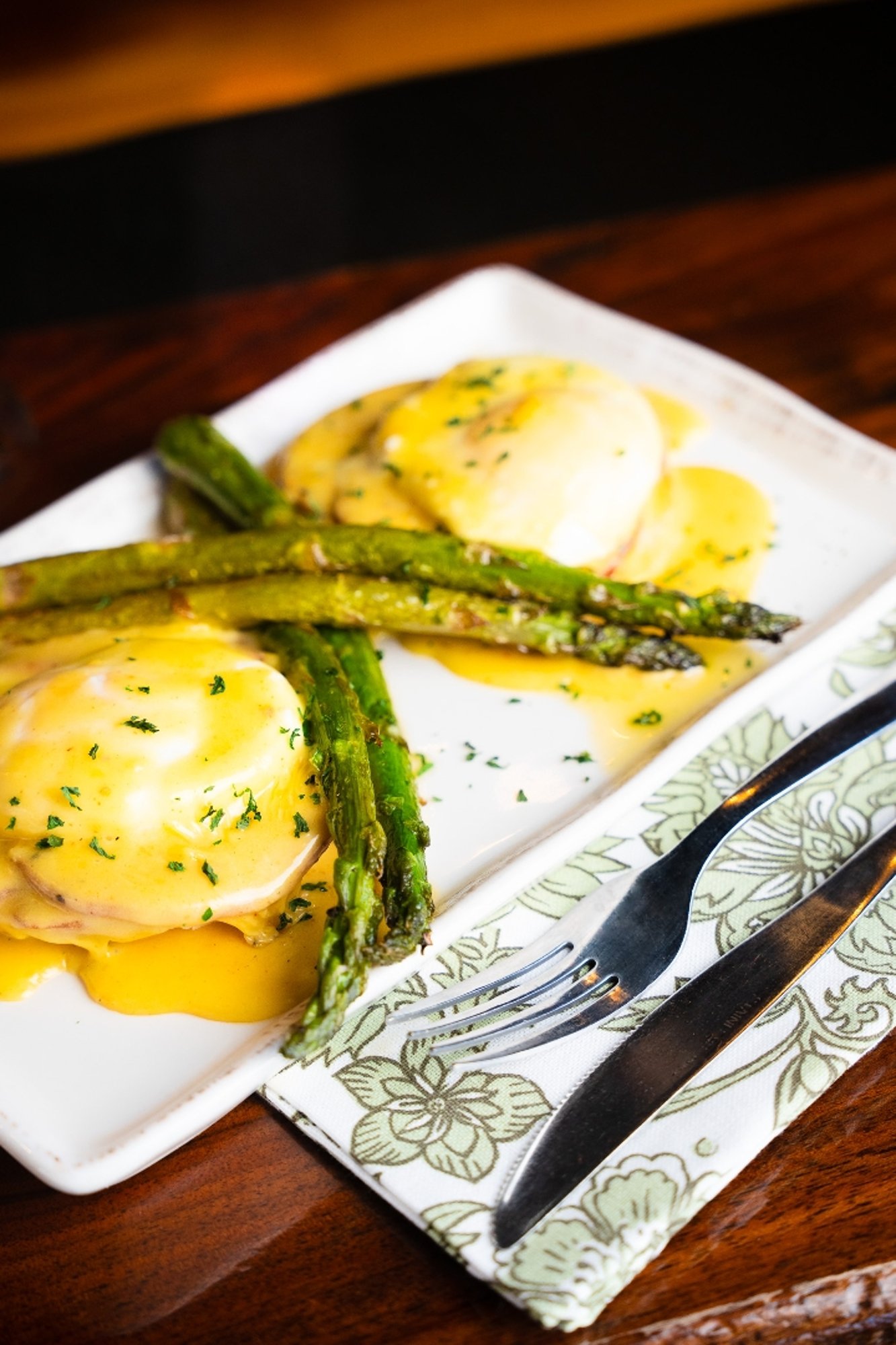 Eggs Benny
