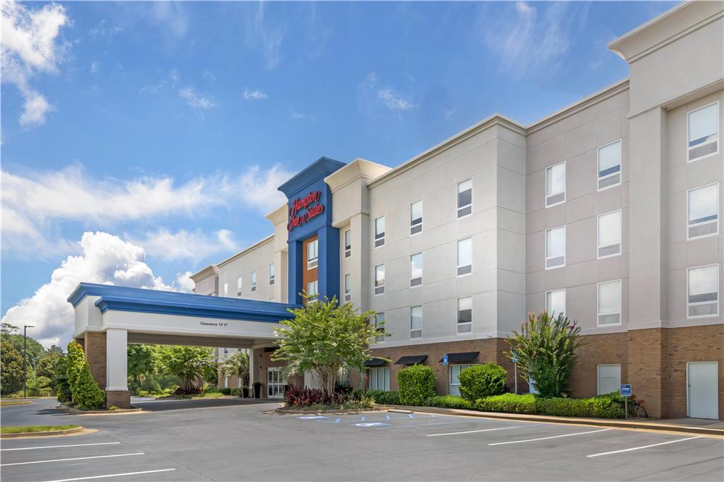 Hampton Inn & Suites Phenix City- Columbus Area Image