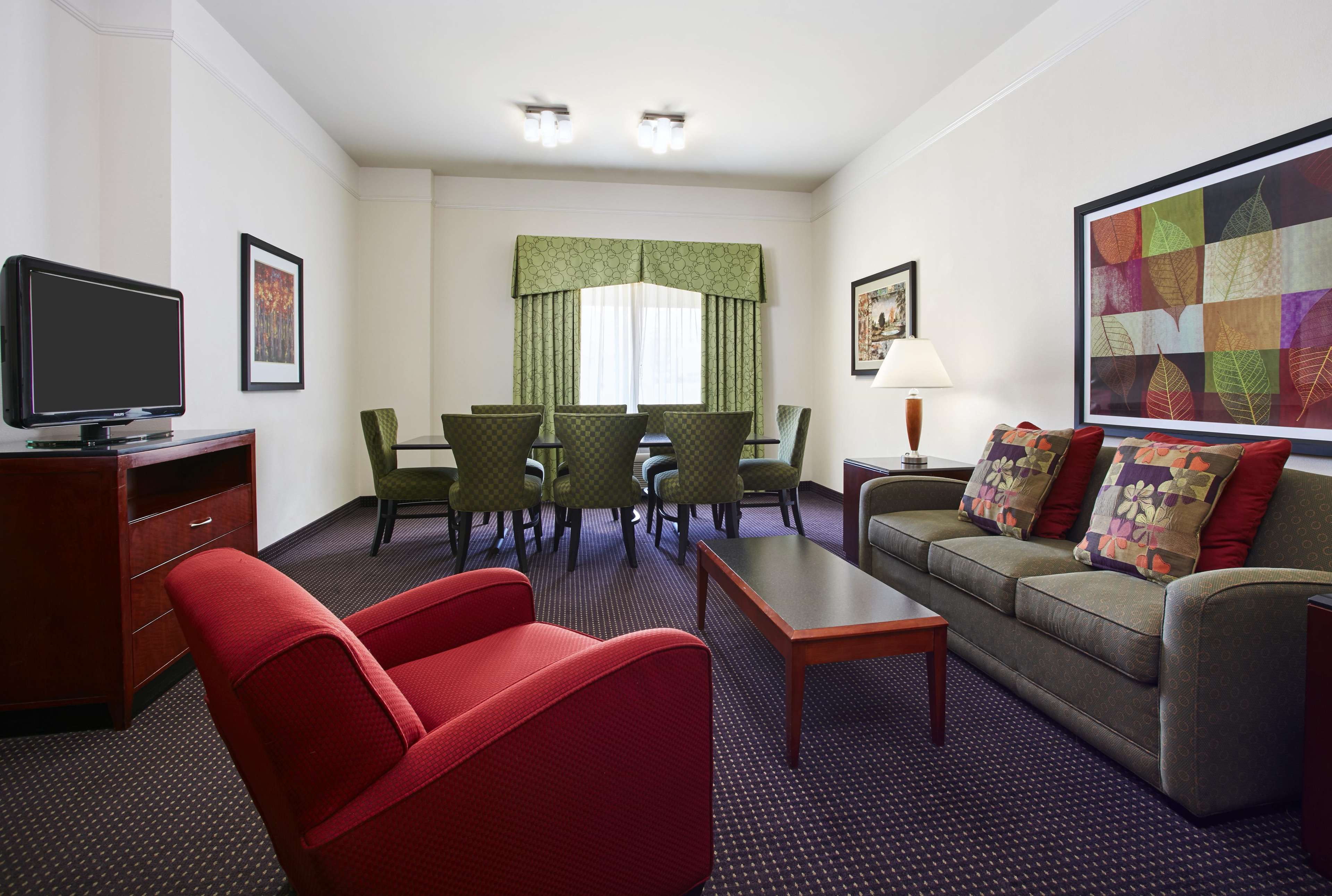 Hilton Garden Inn Rockville-Gaithersburg Photo