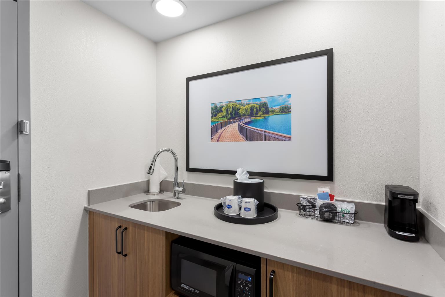 Hampton Inn & Suites Chicago Deer Park Image