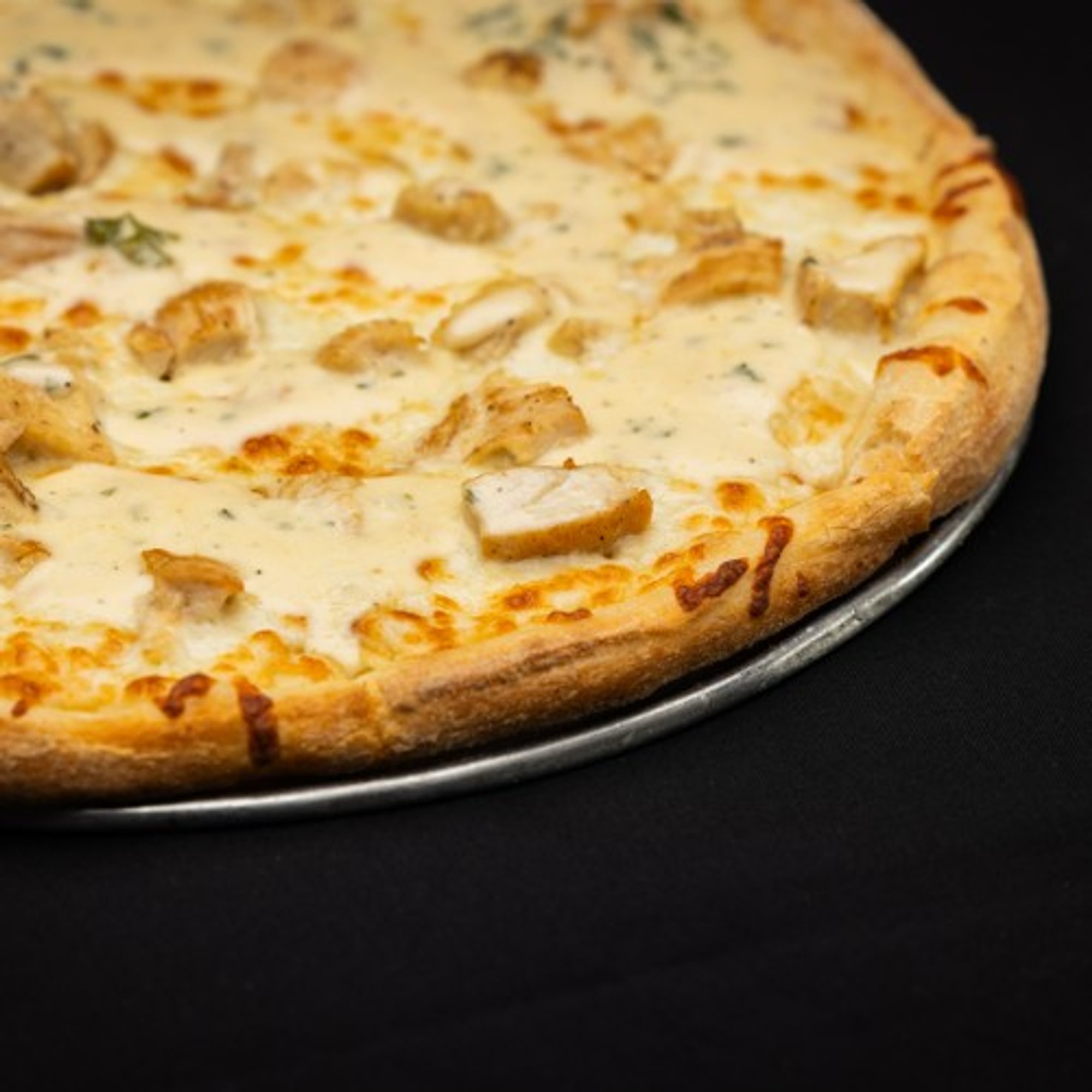 Chicken Alfredo Pizza (X-Large)